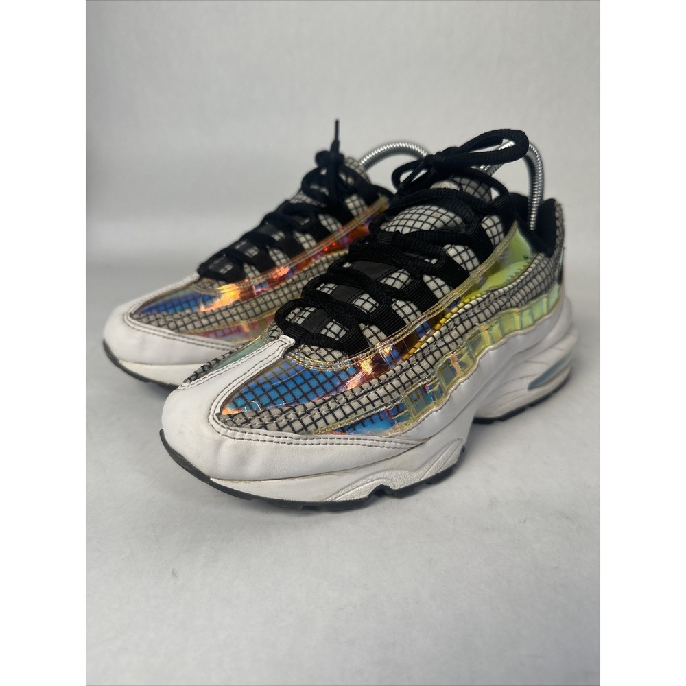 Nike‎ Air Max 95 LV8 (GS) White/Black-Blue Gaze Size 5.5Y/Women's 7 [BQ7218-100]